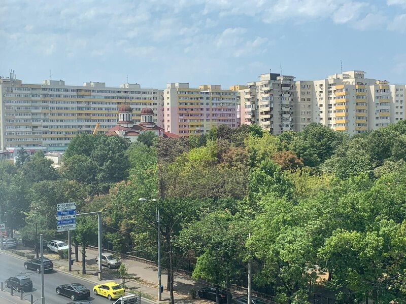 Apartament cu vedere panoramica catre Parcul Plumbuita- Colentina.